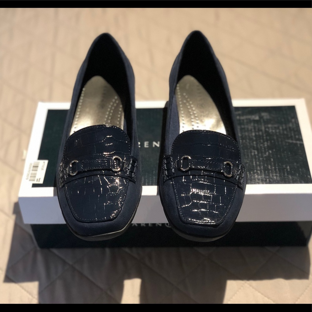 Karen Scott Womens Jazmin Square Toe Loafers, Navy